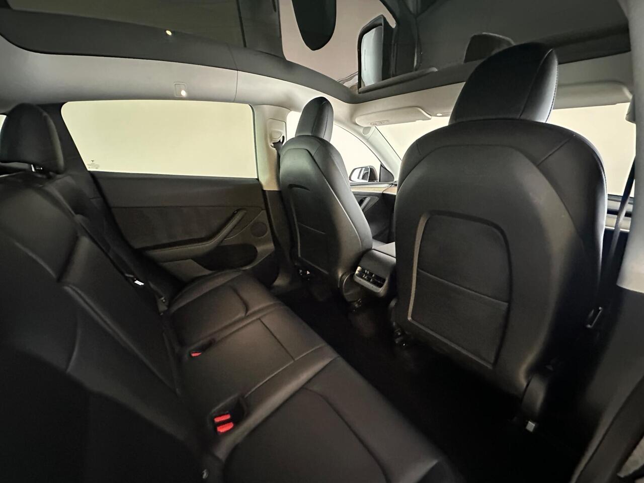 Tesla Model Y GJ22UHF