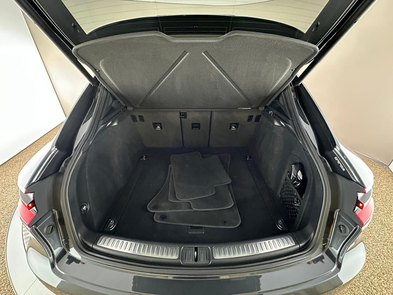 Porsche Macan RK67LWA