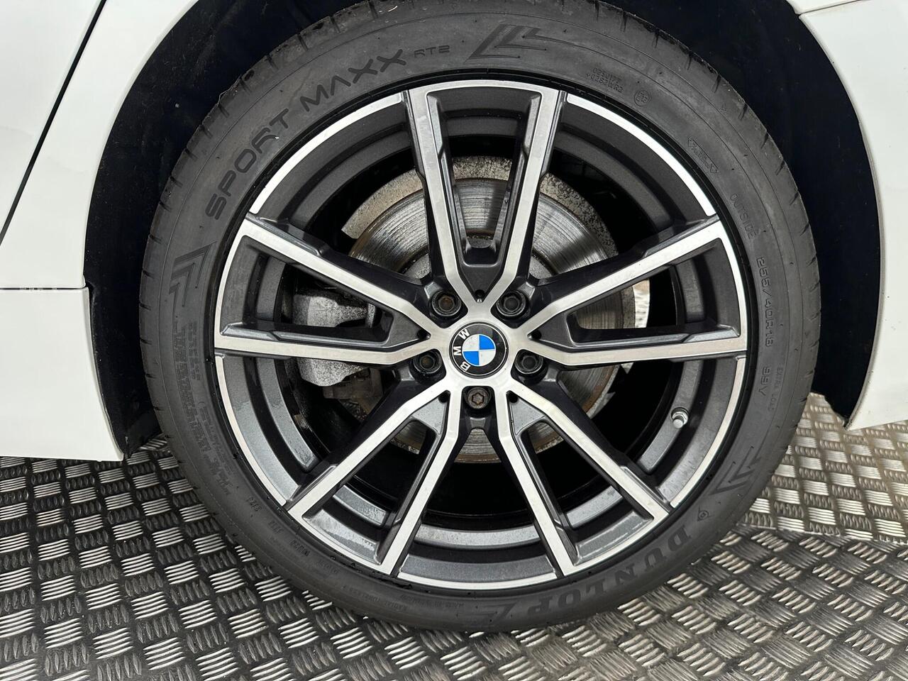 BMW 3 Series AP21OCO