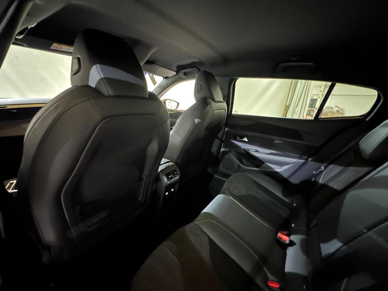 Peugeot 408 NU23XYH