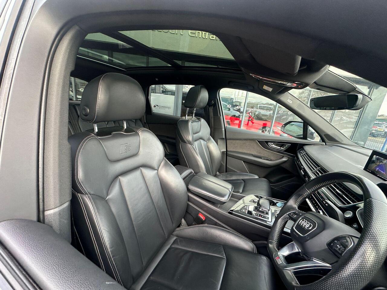 Toyota Land Cruiser AK73UAE