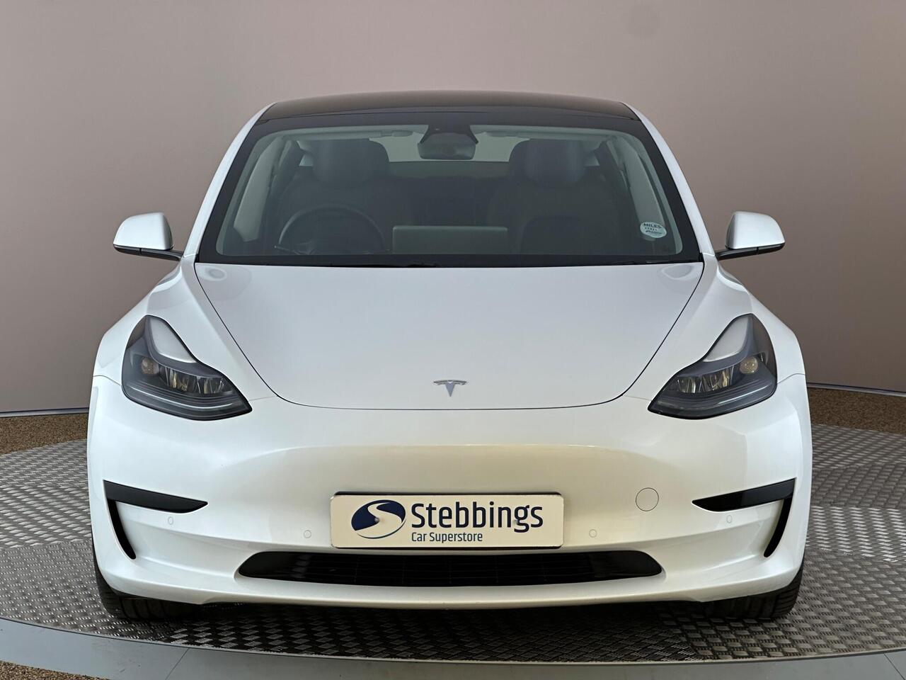 Tesla Model 3 AF72VVL