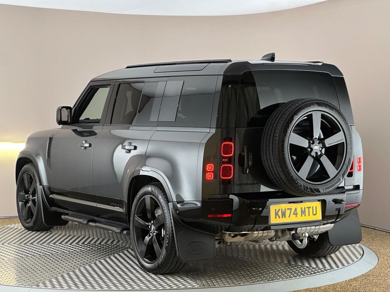 Land Rover Defender 110 KW74MTU