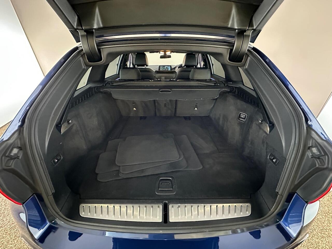 BMW 5 Series SL68FHT