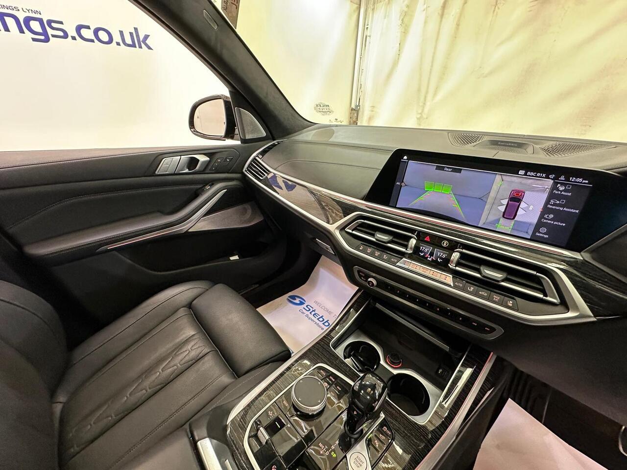 BMW X7 AP21DXA
