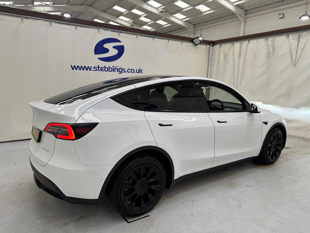 Tesla Model Y MW22ZYE