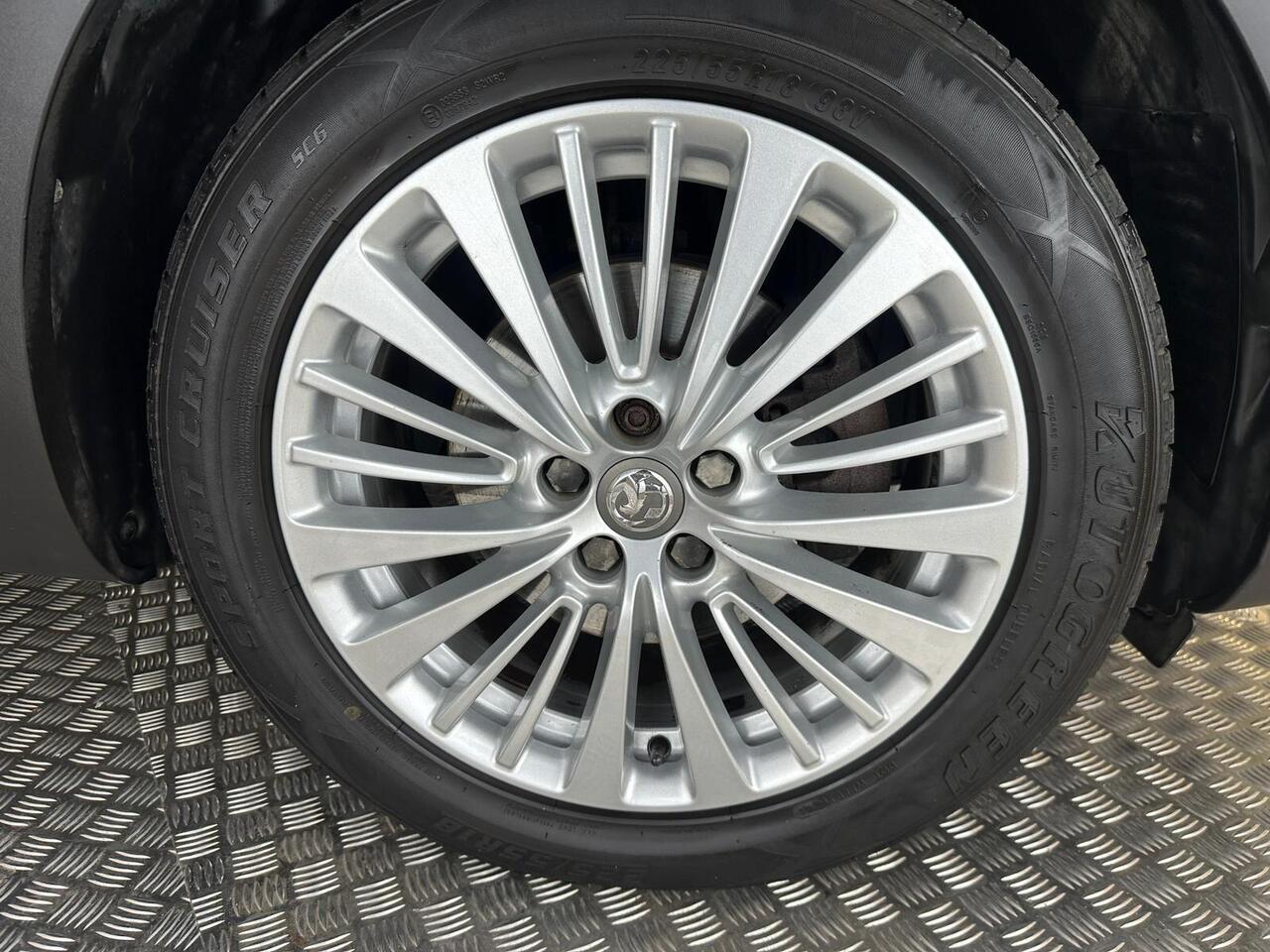 Vauxhall Grandland X BV68KKY