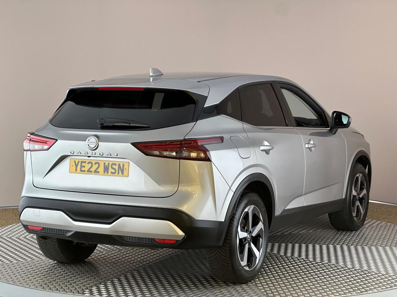 Nissan Qashqai YE22WSN