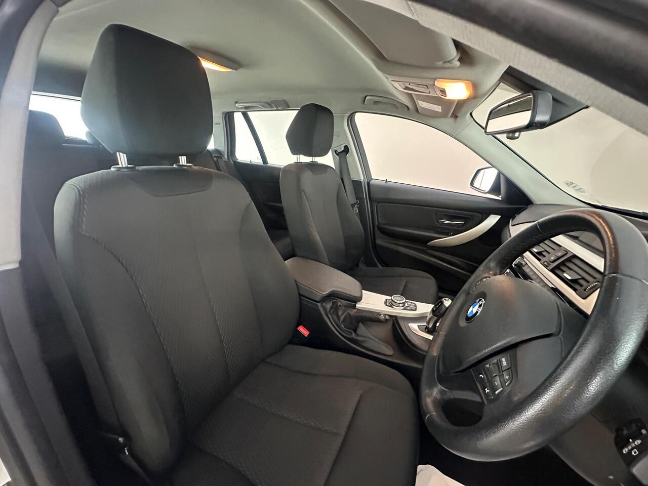 BMW 3 Series MV68EOA