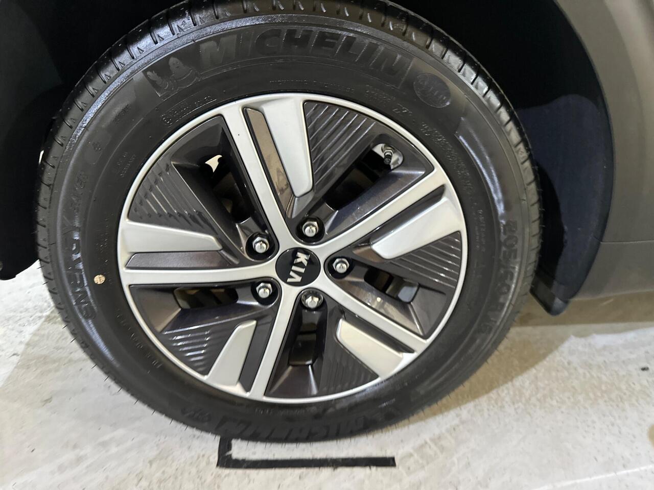 Kia Niro MA70CJJ