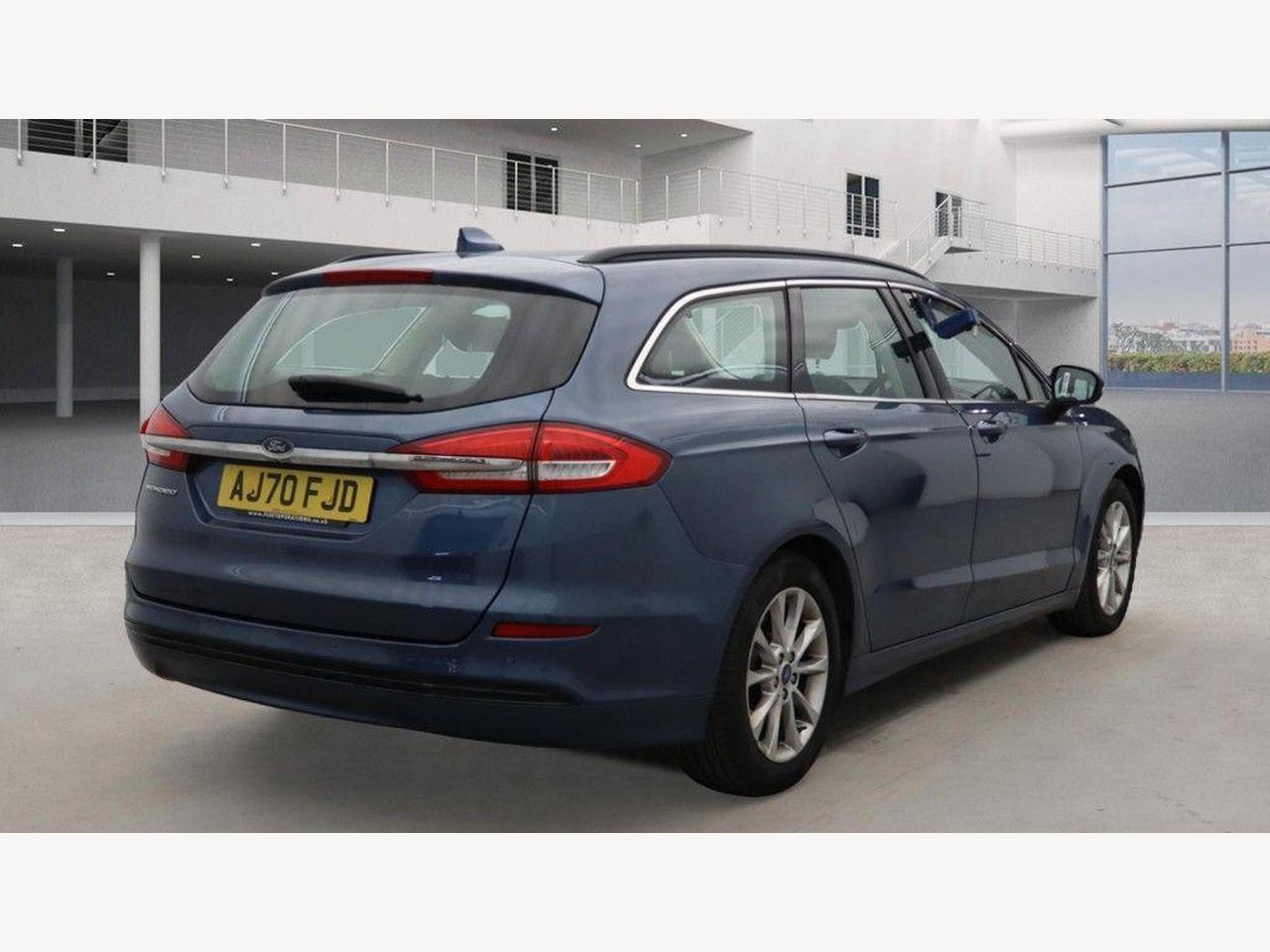 Ford Mondeo AJ70FJD