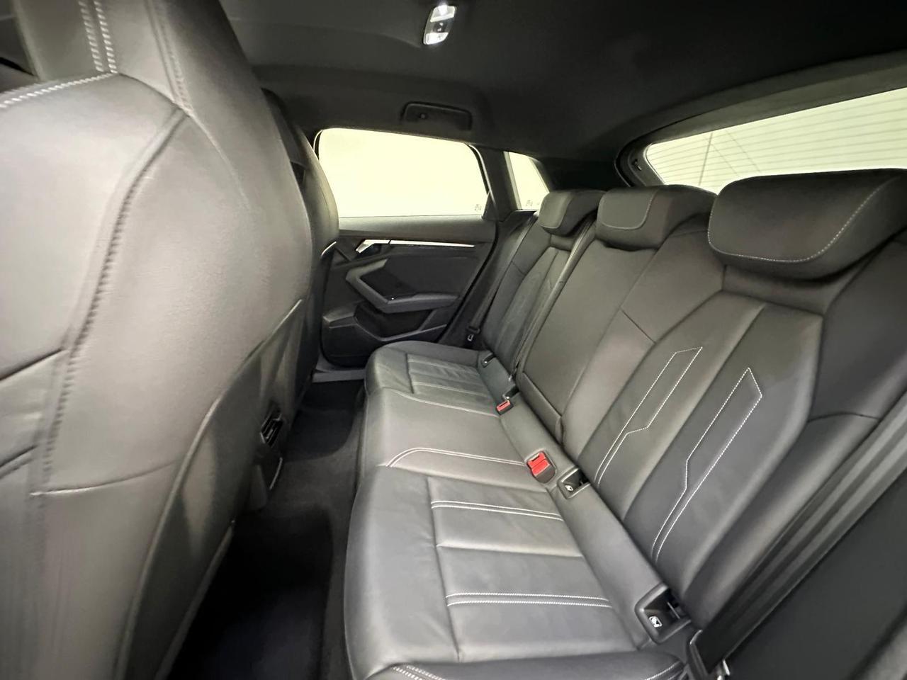 Audi A3 YE21XNF