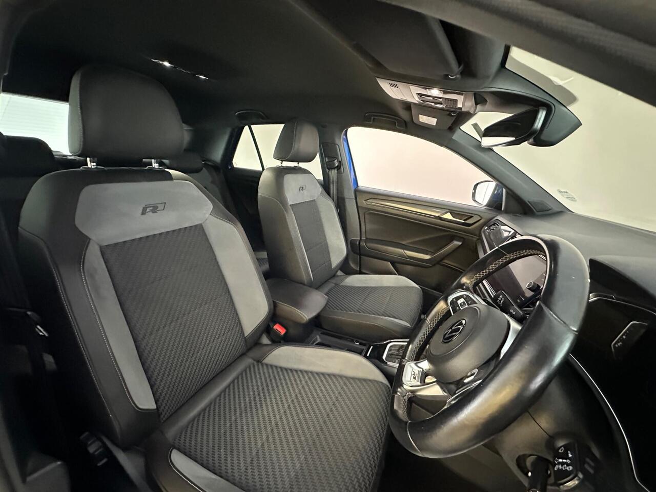 Volkswagen T-Roc VE71FXT