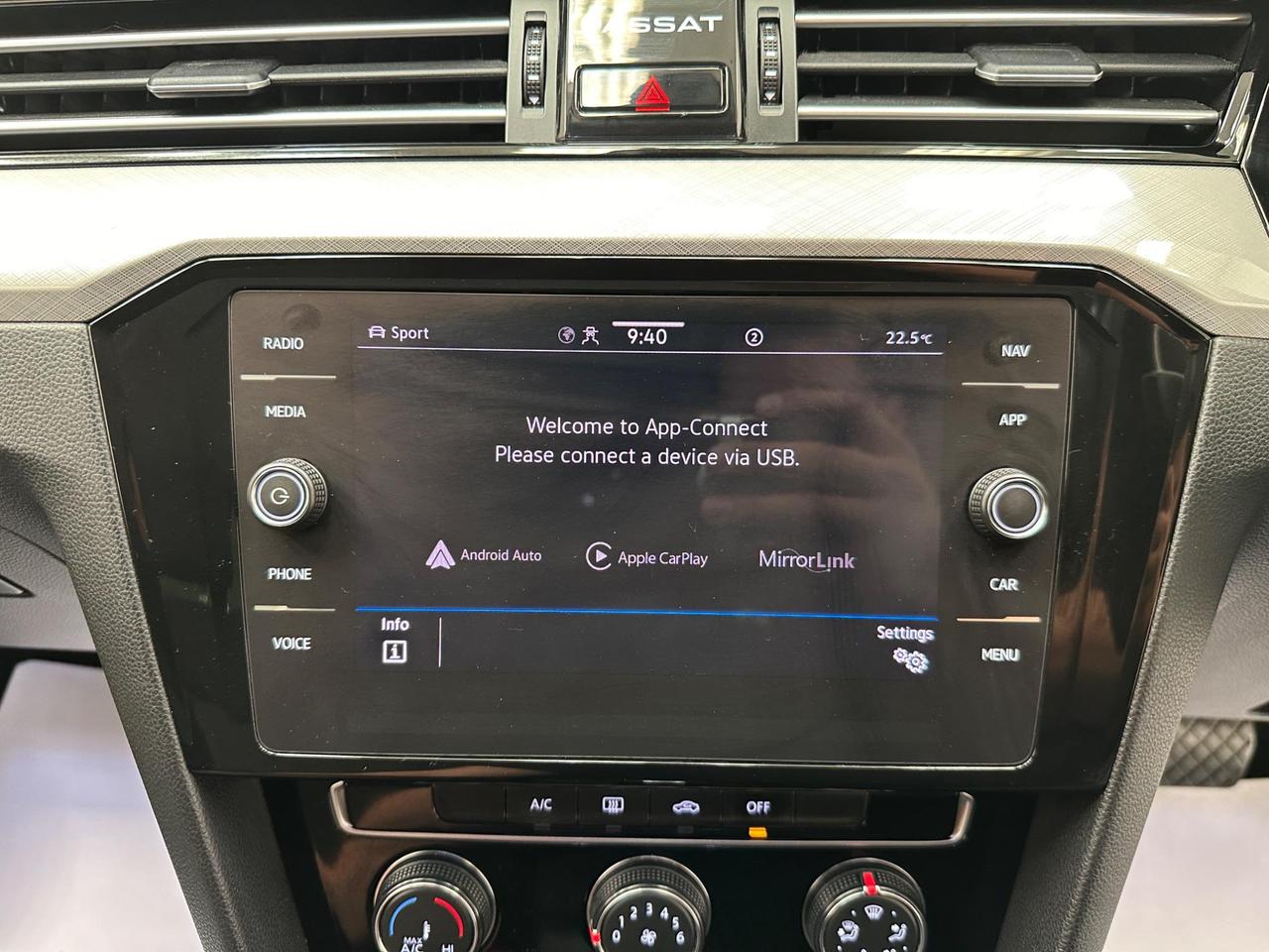 Volkswagen Passat VN69VMY