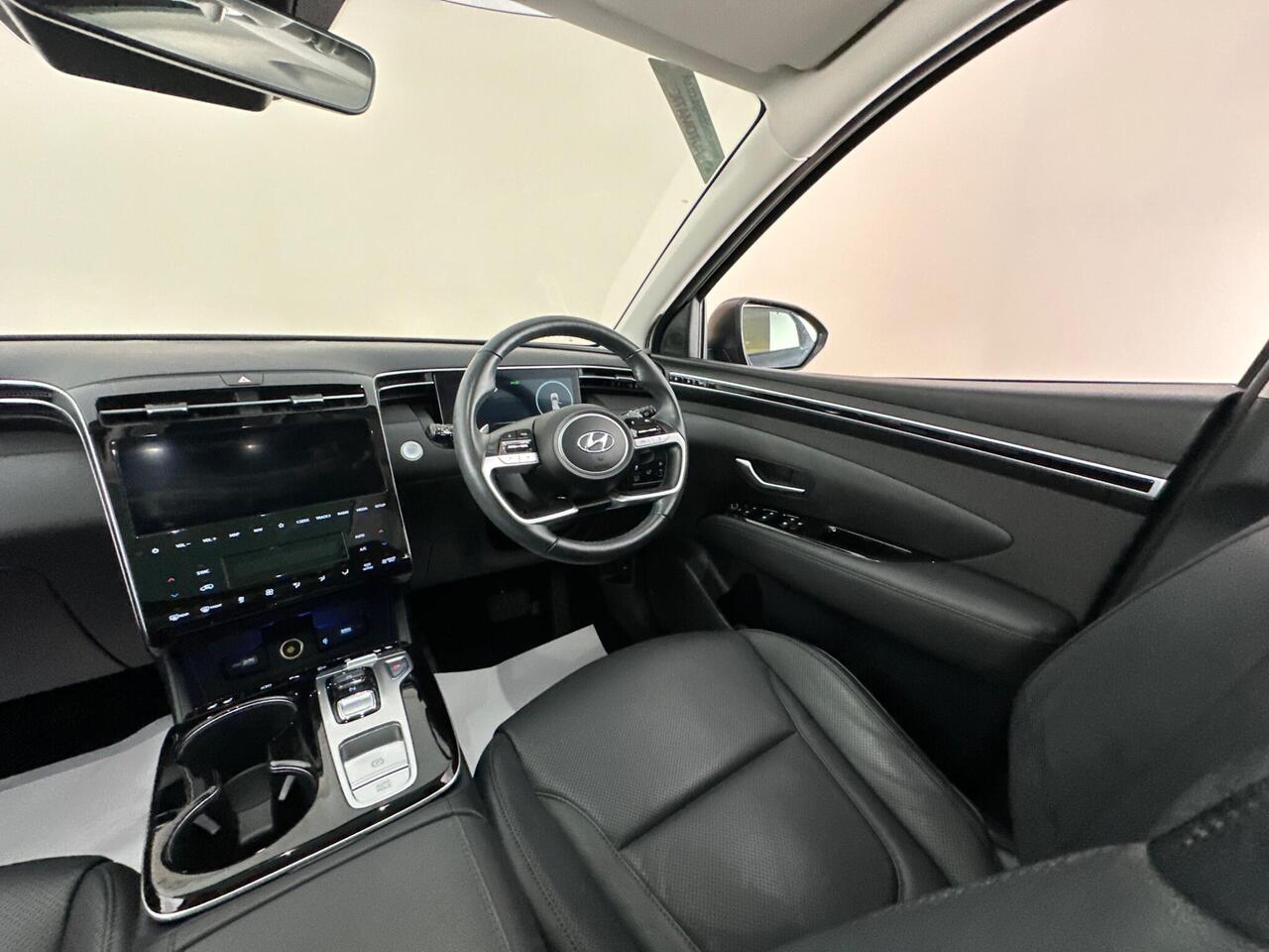 Hyundai TUCSON LE23RTZ