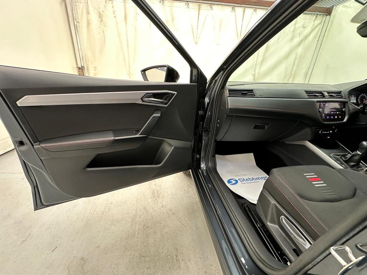 SEAT Arona DG70CZC
