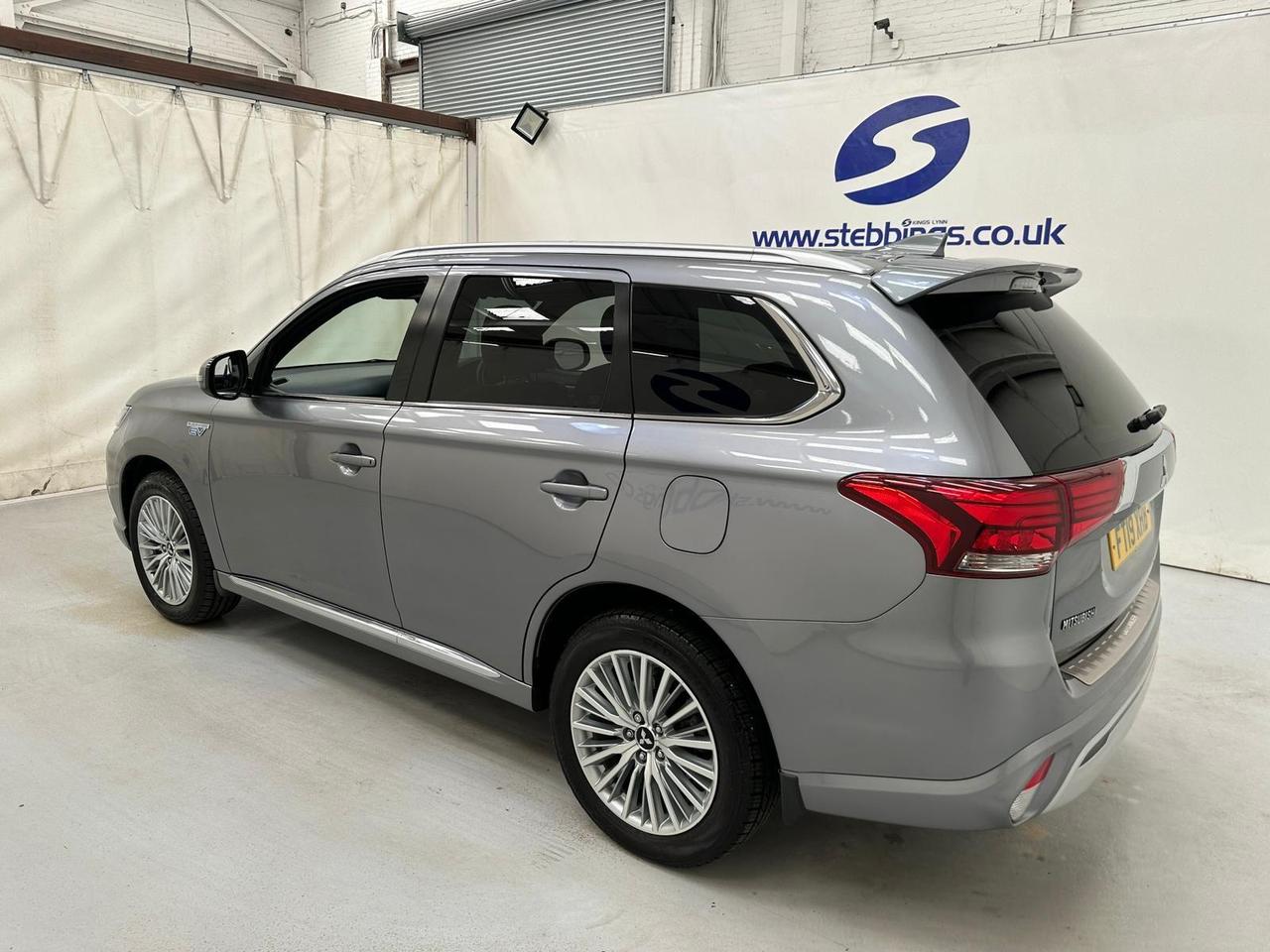 Mitsubishi Outlander FT19XHB
