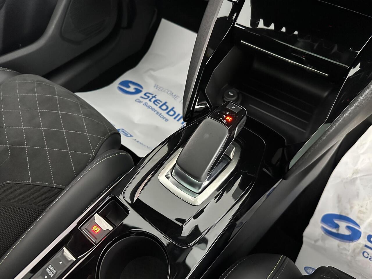 Peugeot E-208 EX71WCM