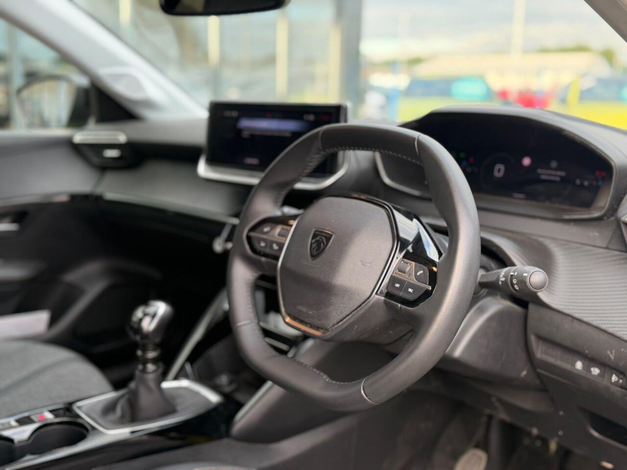 Peugeot 208 AF25YCN