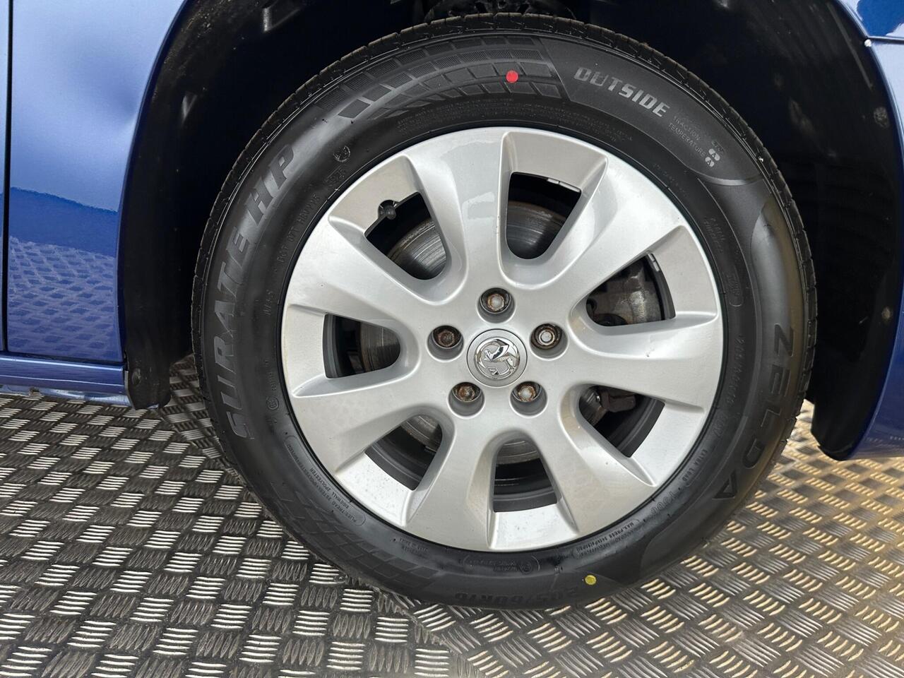 Vauxhall Combo Life YX70XER