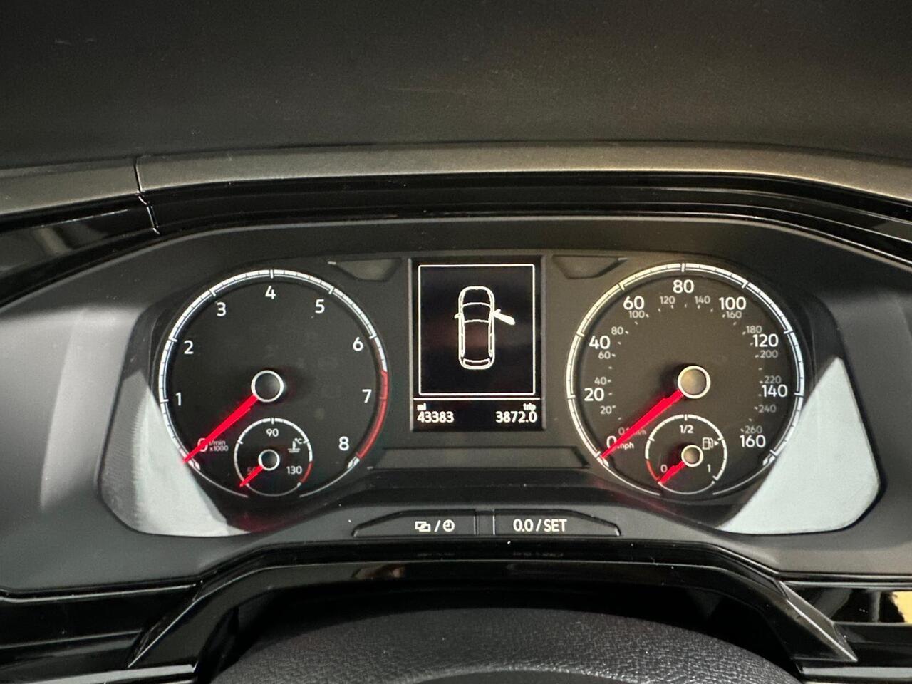 Volkswagen Polo AO18LLA