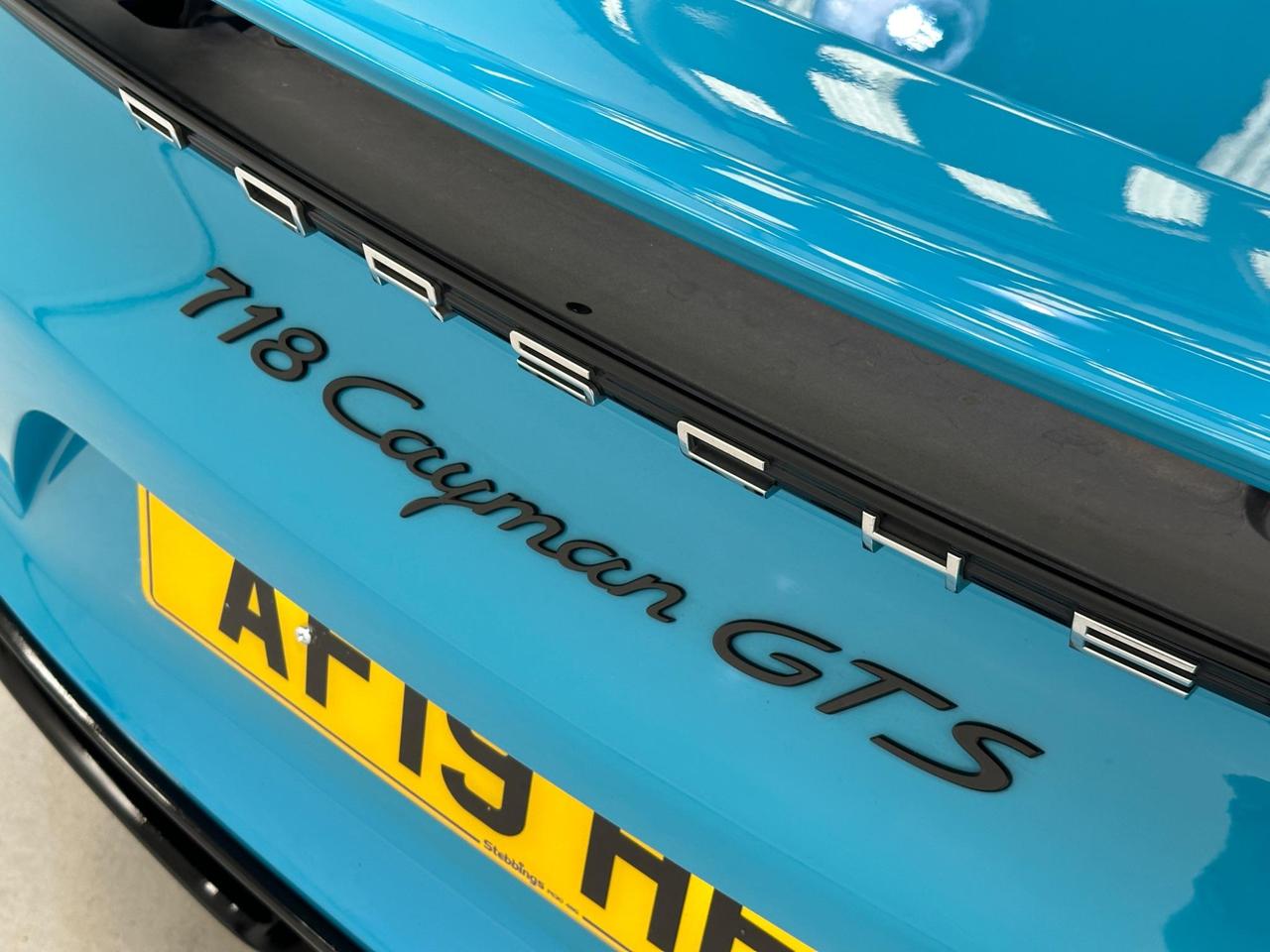 Porsche 718 Cayman AF19HFM