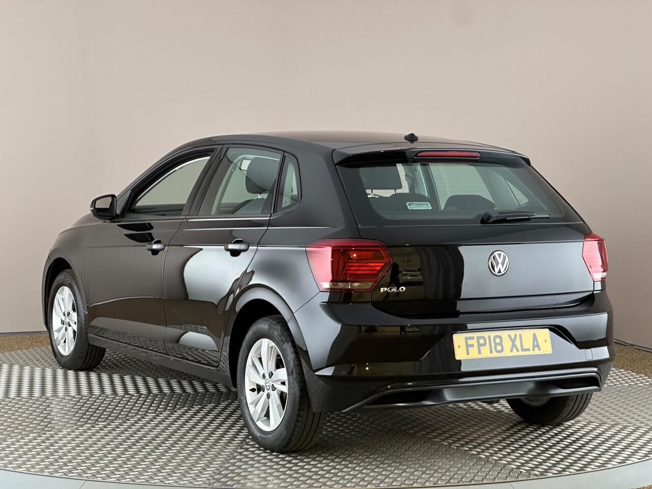 Volkswagen Polo FP18XLA