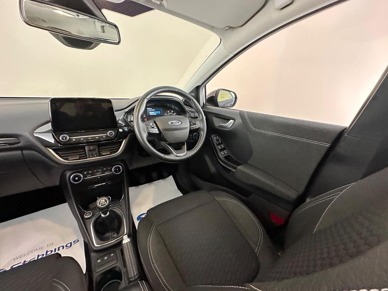 Ford Puma GX71LTV