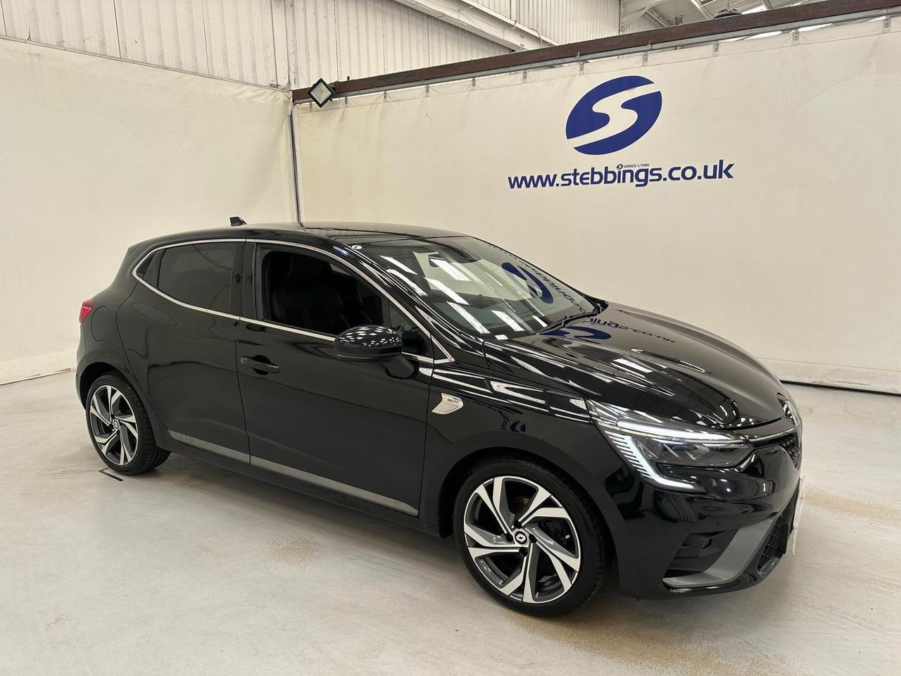 Renault Clio YE71SWN