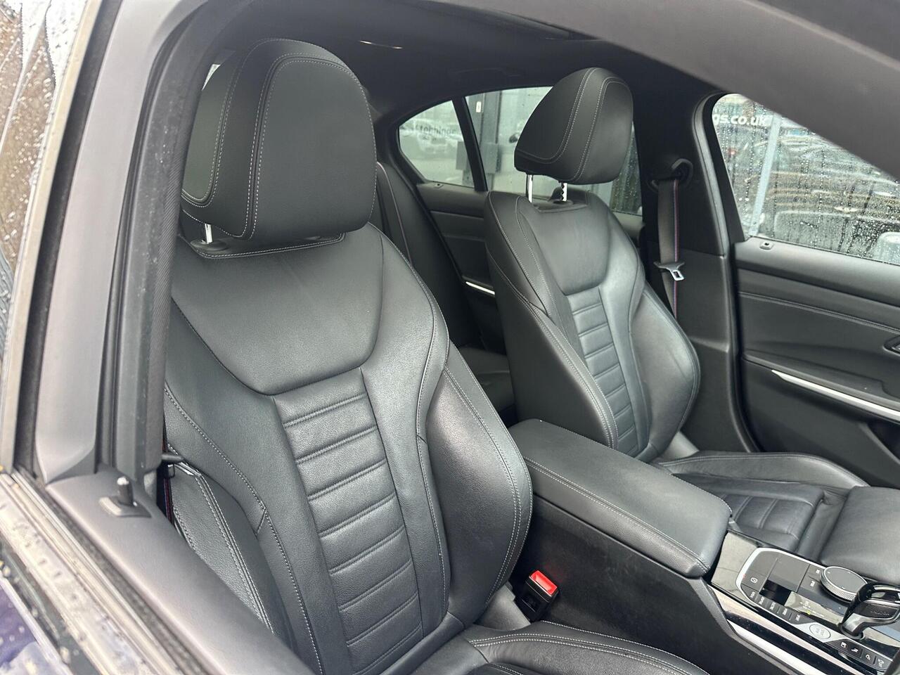 BMW 3 Series AO71KXK