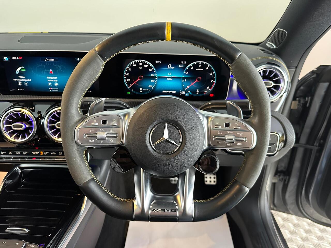 Mercedes-Benz CLA WR69HGN