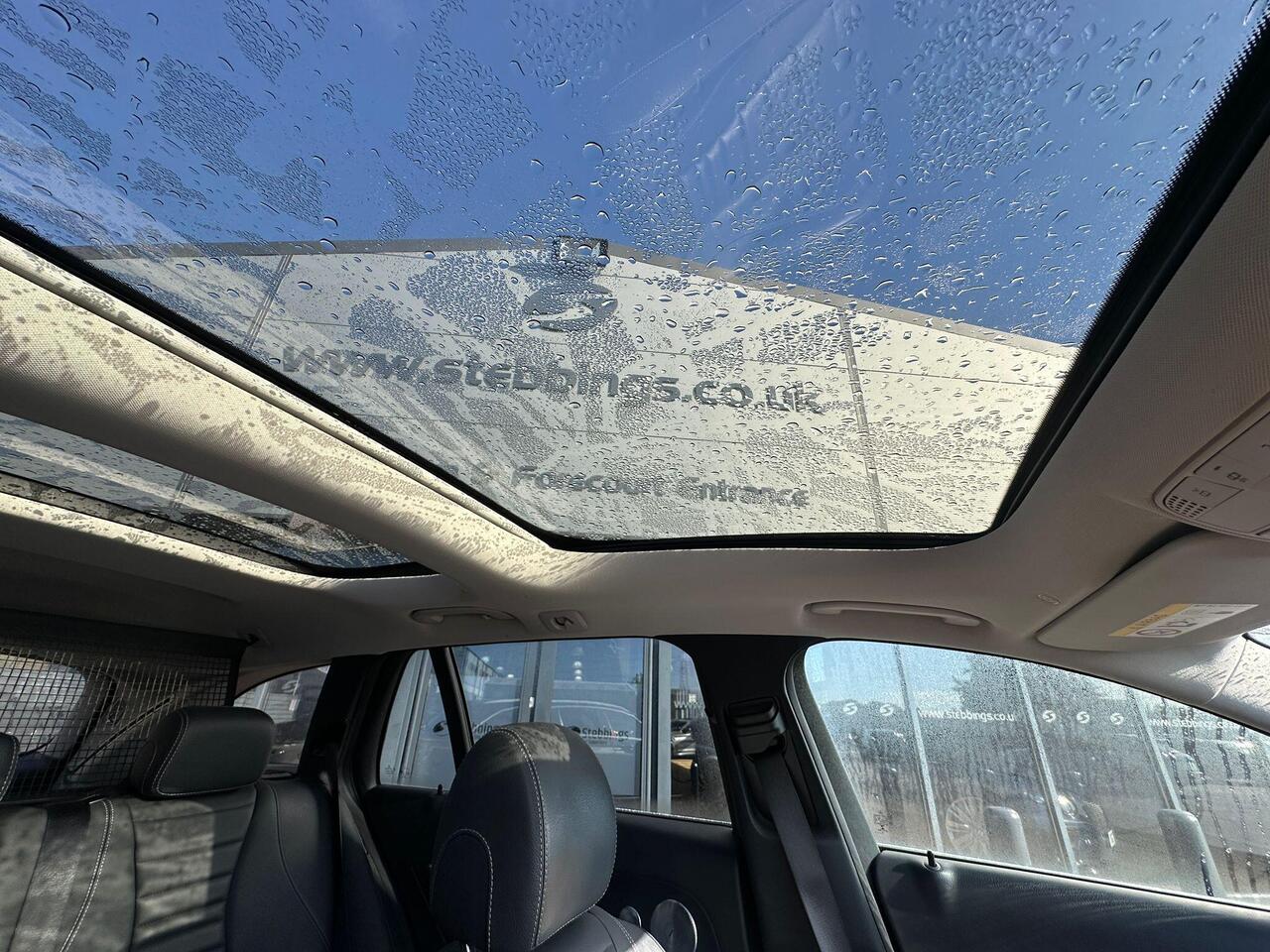 Mercedes-Benz E Class AP68WYJ