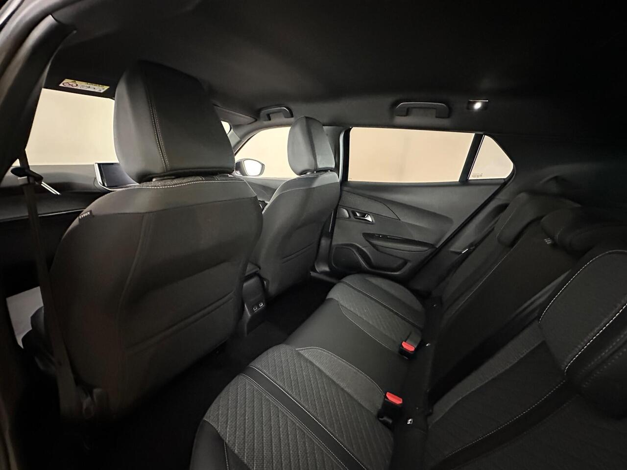 Peugeot 2008 KR73UKK