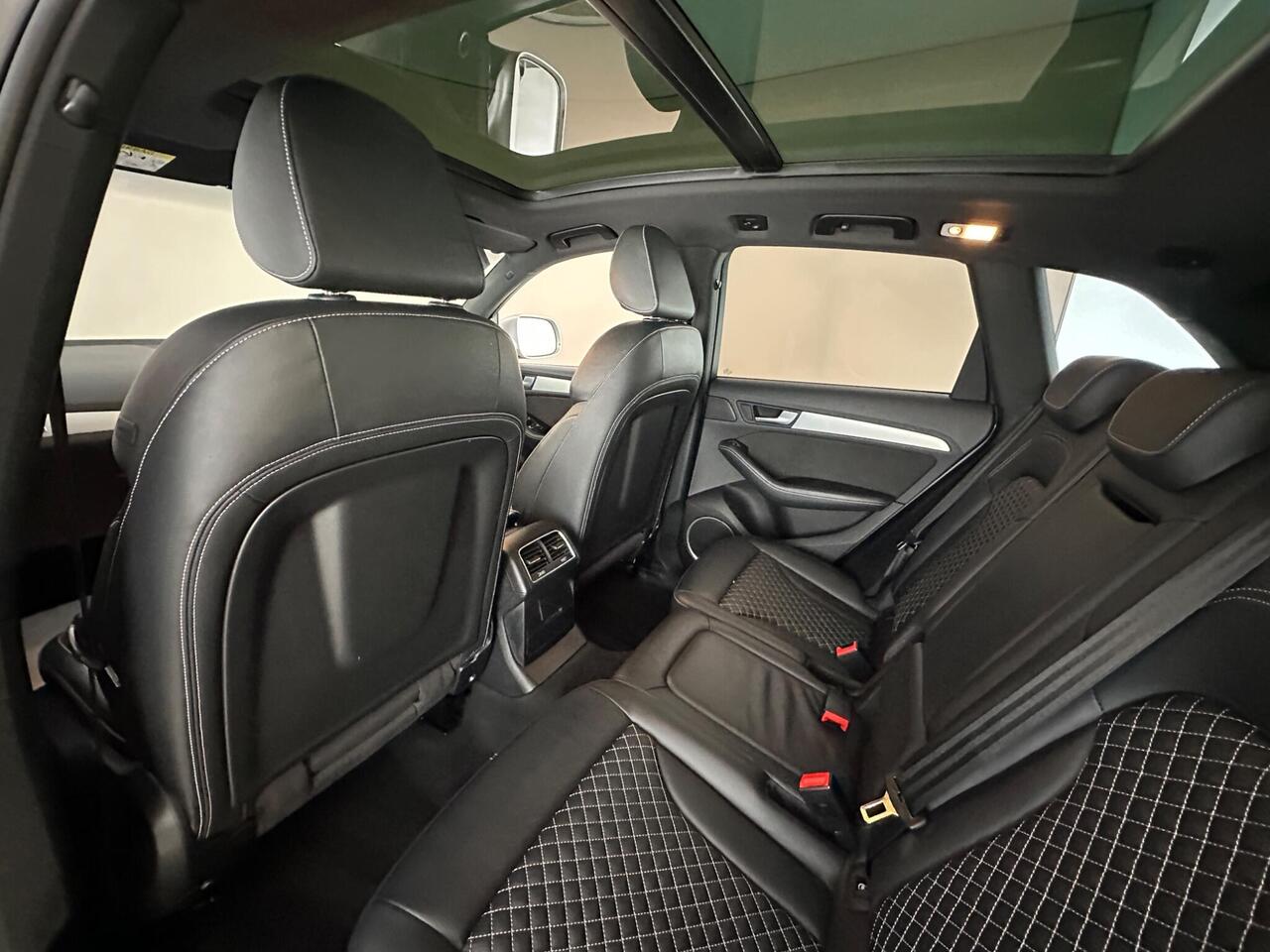 Audi SQ5 LD66WRR