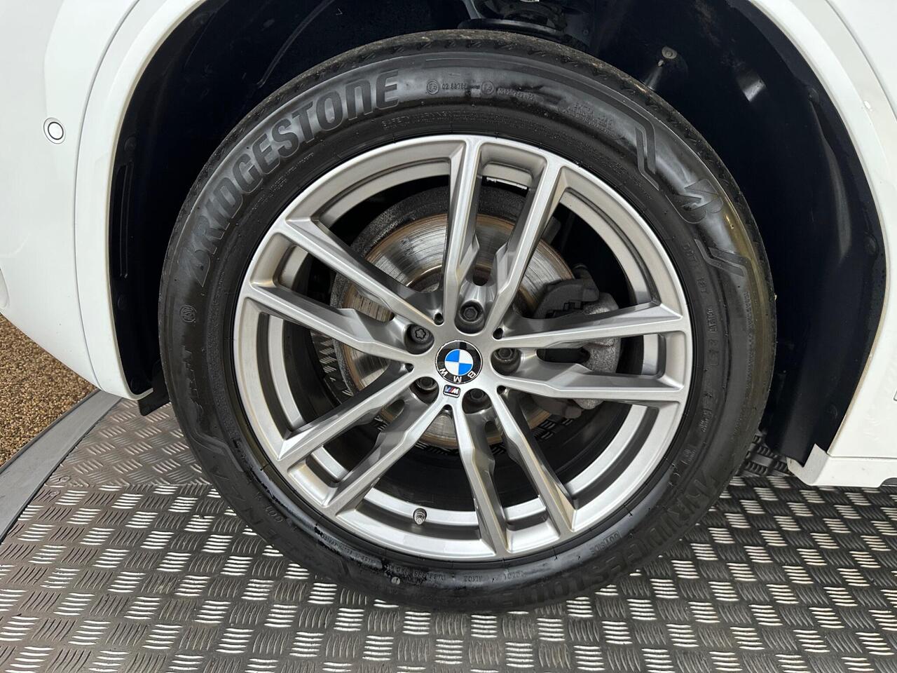 BMW X3 YL19ZFP