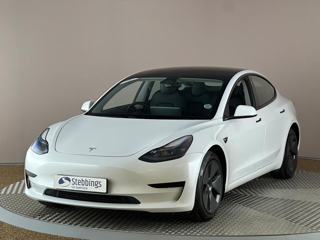 Tesla Model 3 AF72VVZ