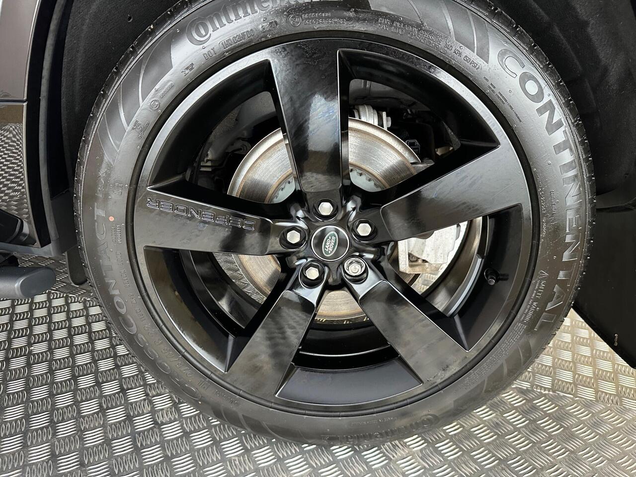 Land Rover Defender 110 KW74MTU