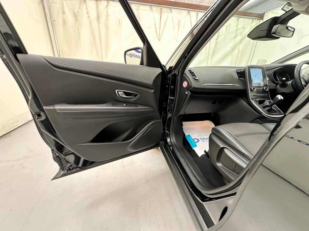 Renault Grand Scenic KP68HVB