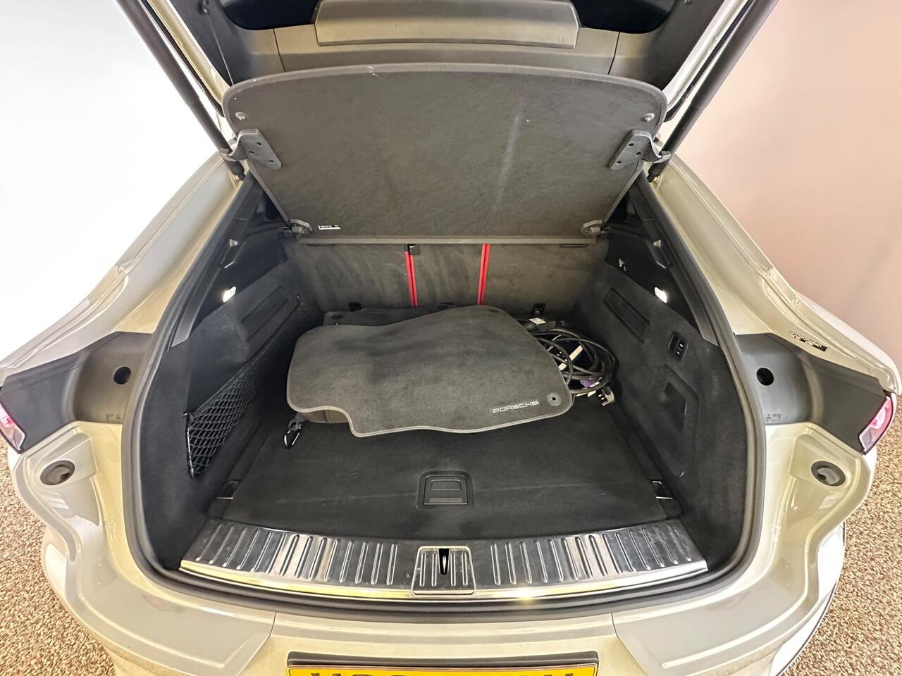 Porsche Cayenne WG23VCU