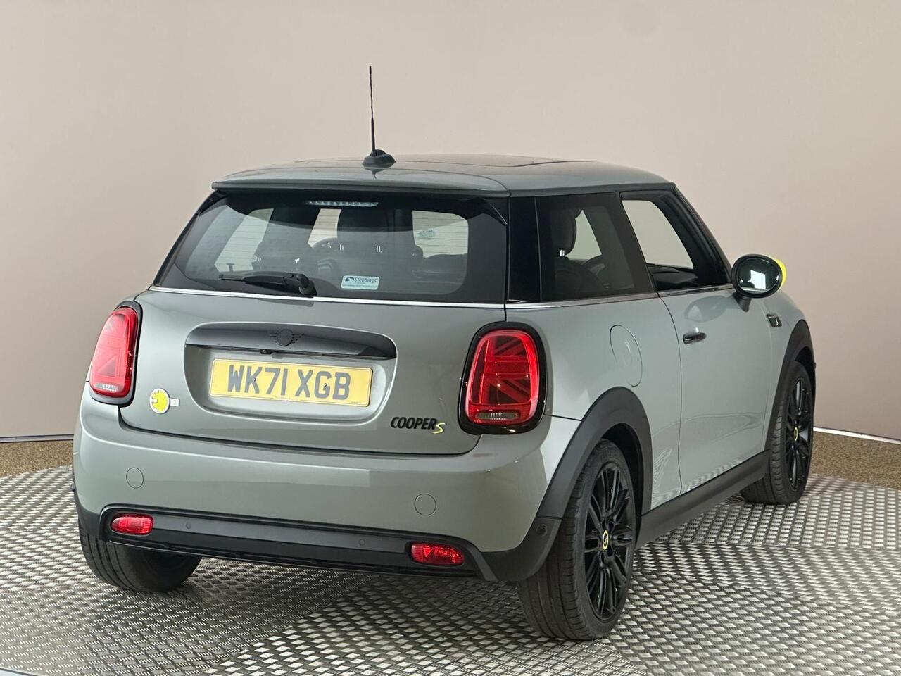MINI Electric Hatch WK71XGB