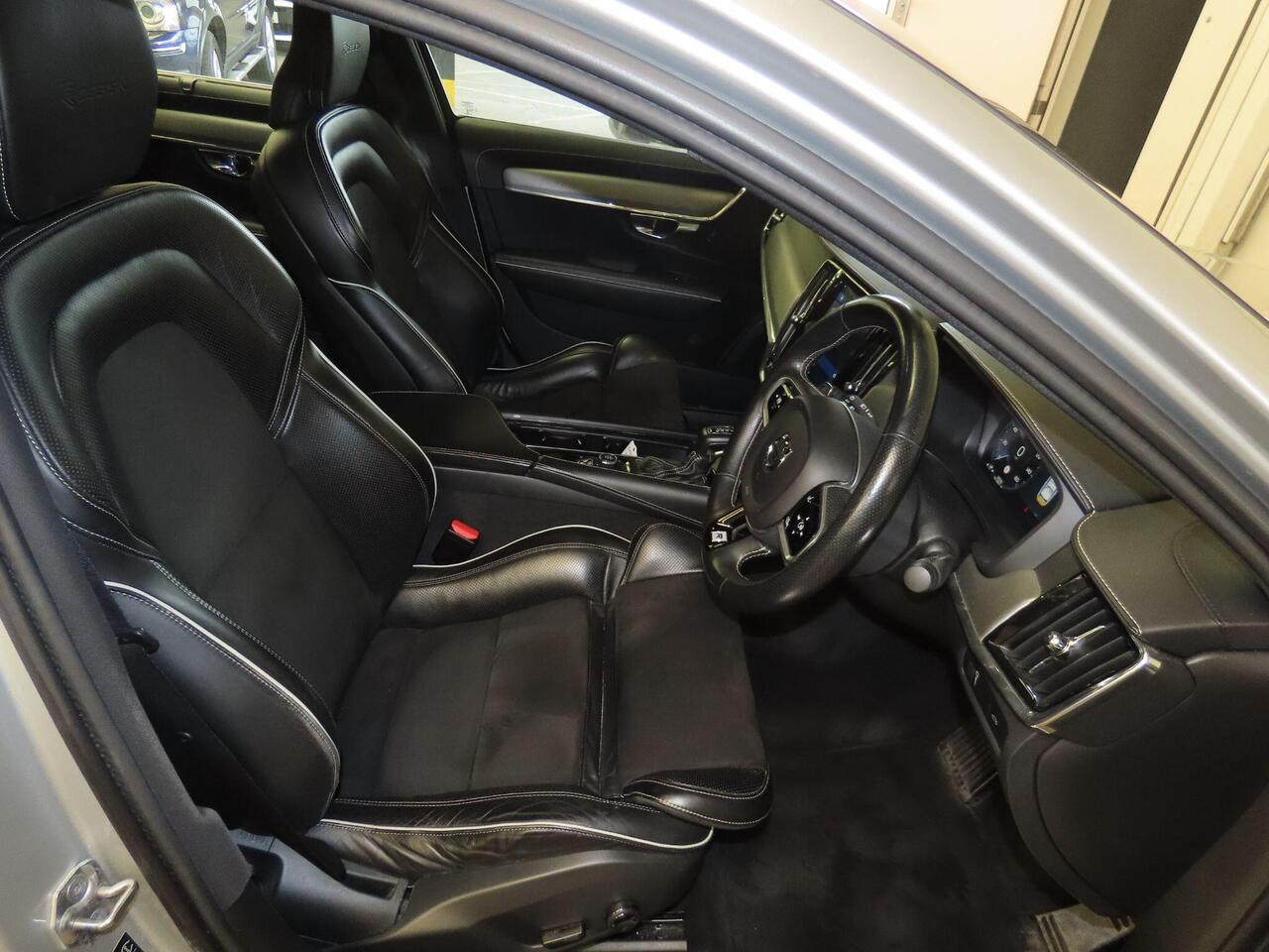 Volvo S90 SF68UOS