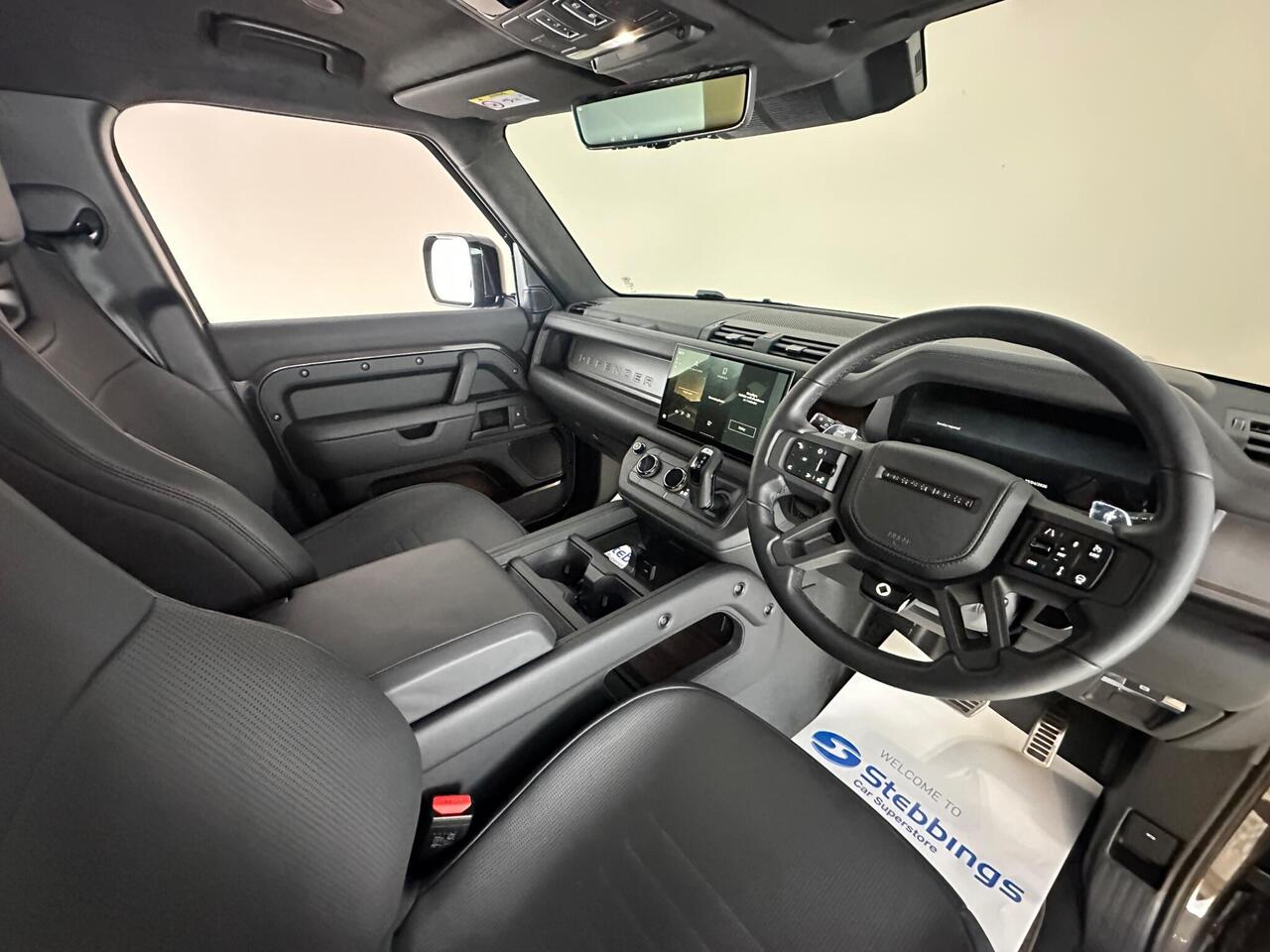 Land Rover Defender 110 FY25UTL