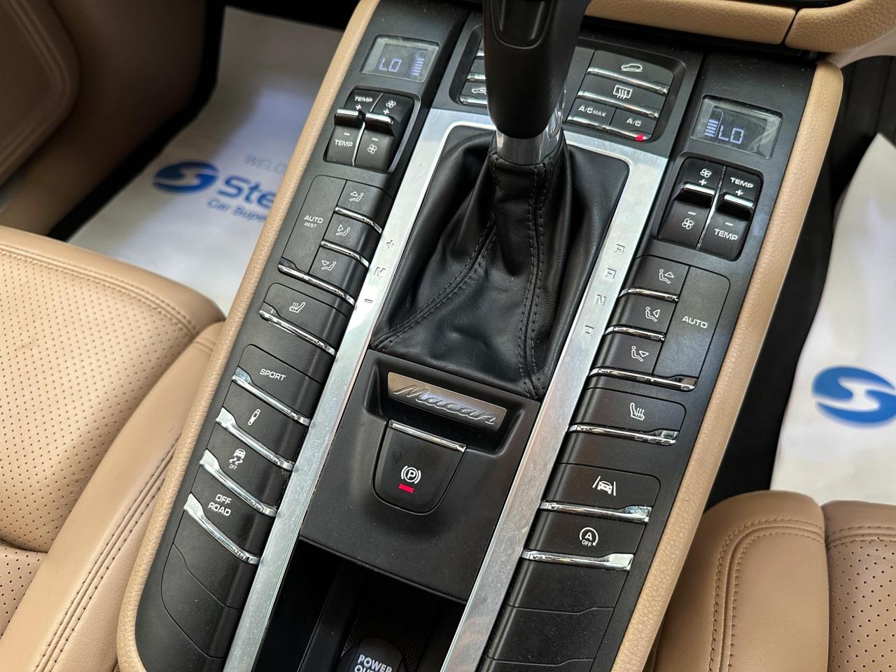 Porsche Macan AE69ODL