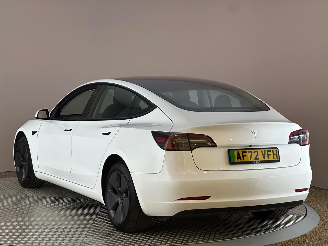 Tesla Model 3 AF72VFH