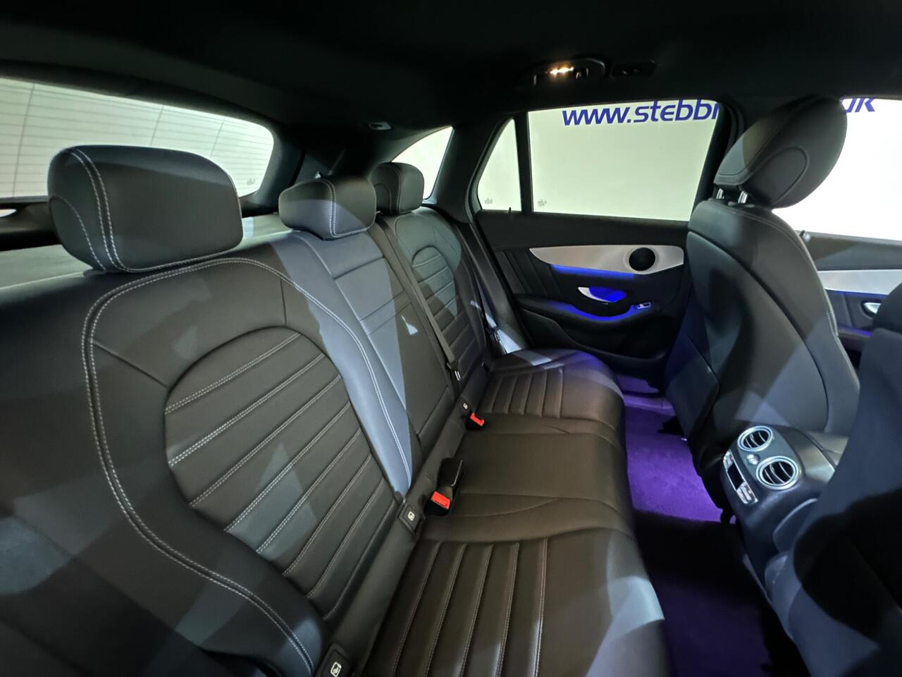 Mercedes-Benz GLC SN22UBK