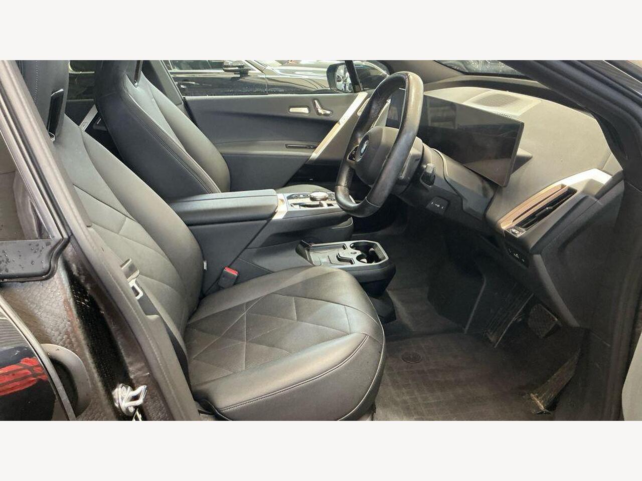 BMW iX LR71WDU