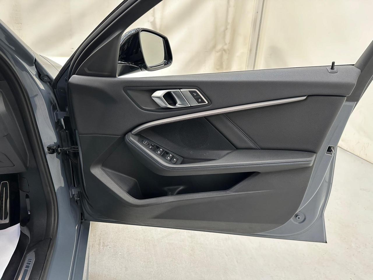 BMW 1 Series YC22NWL