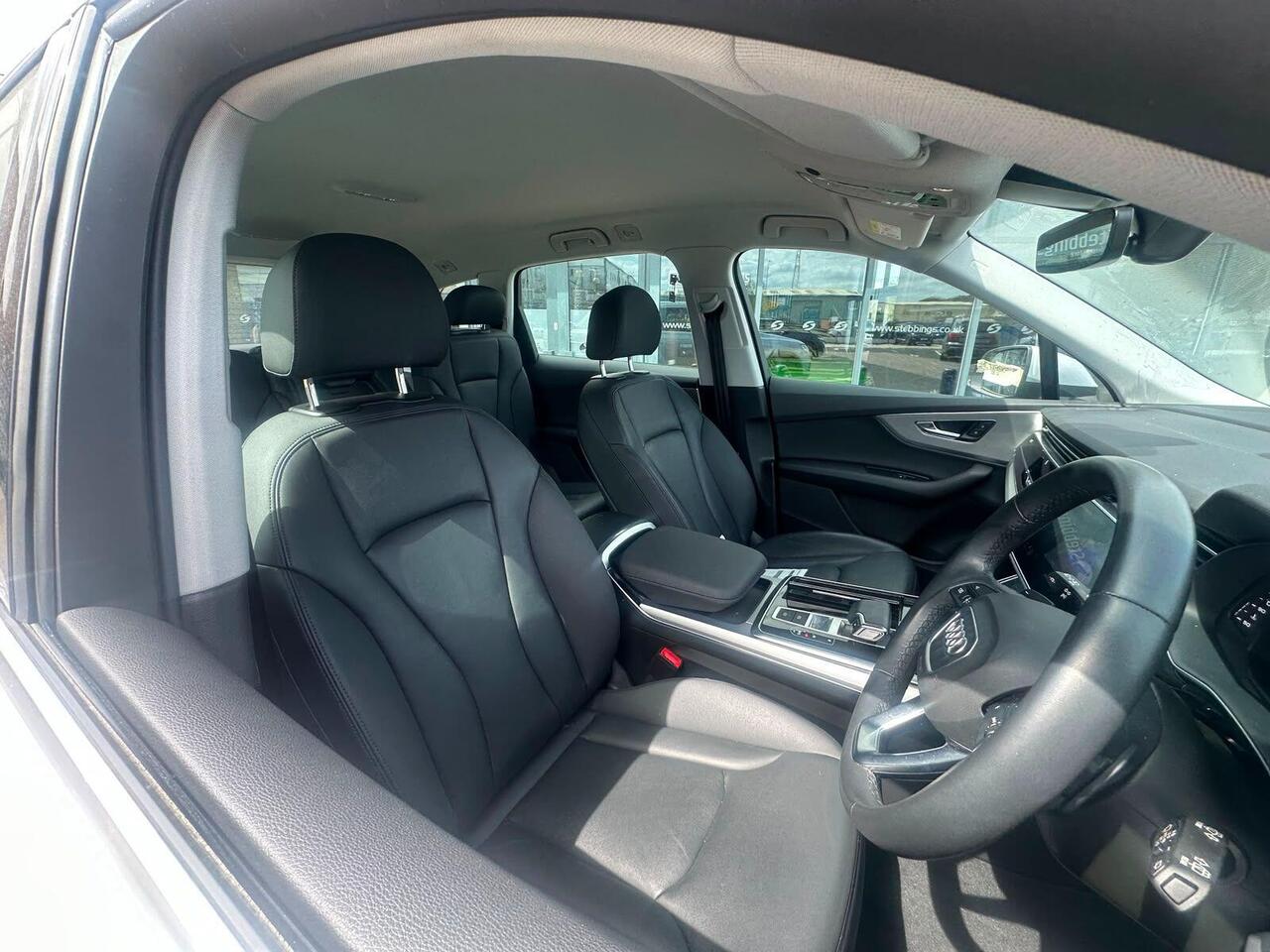 Audi Q7 GX22WMM