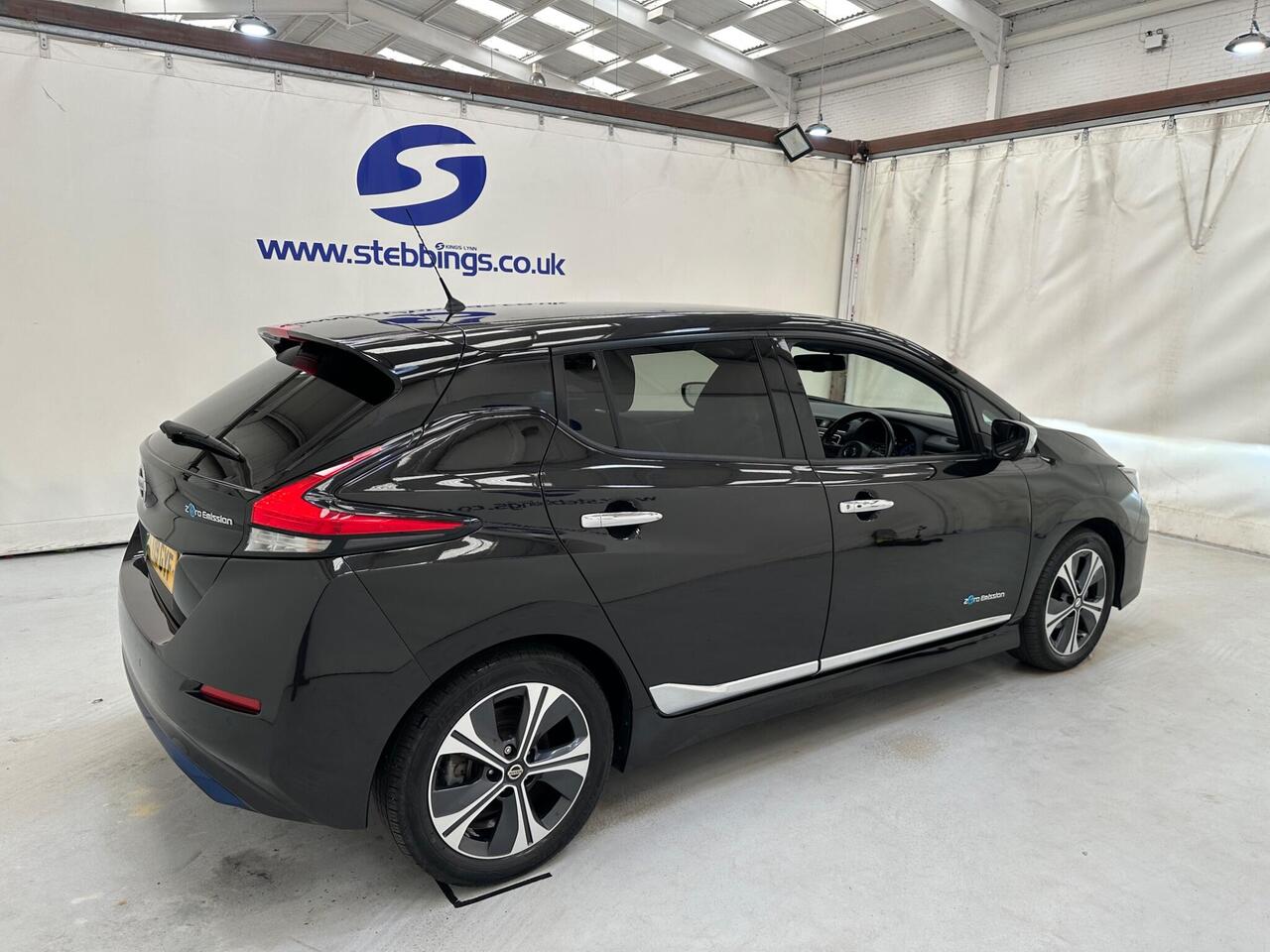 Nissan Leaf LT19GYF