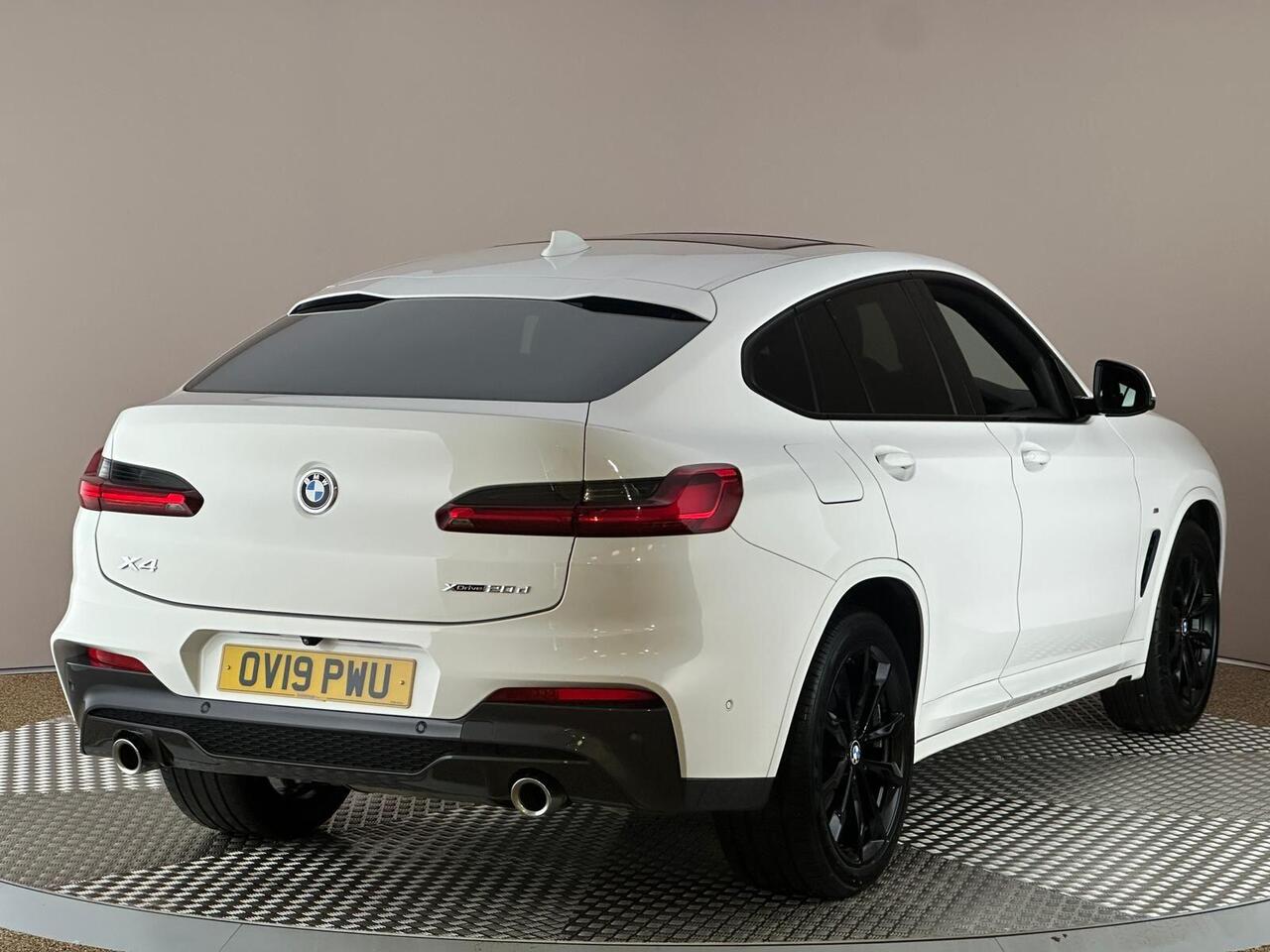 BMW X4 OV19PWU
